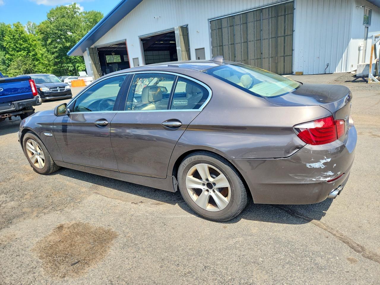 2013 BMW 528 Xi - Фото 2