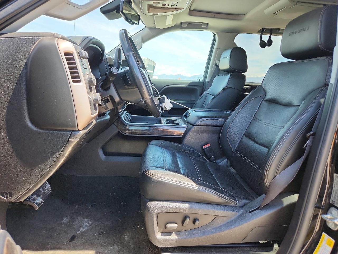 2015 GMC Sierra K3500 Denali - Image 7