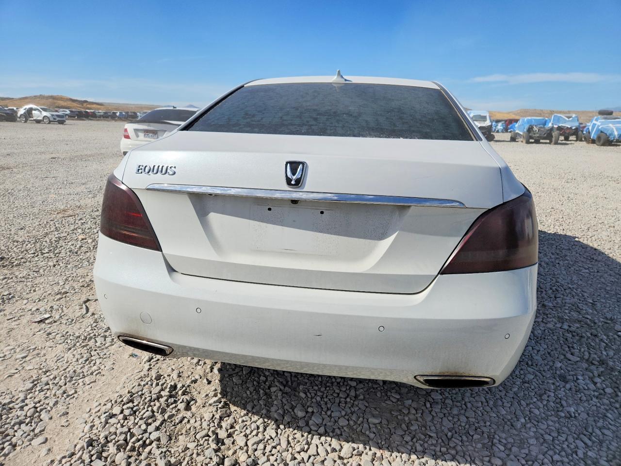 2014 Hyundai Equus Gls (Middle Level) - Image 6