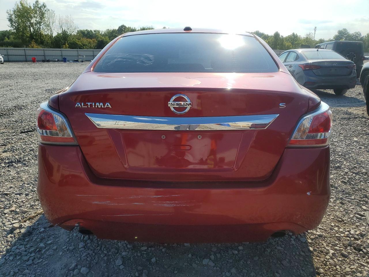 2015 Nissan Altima 2.5 S - Фото 6