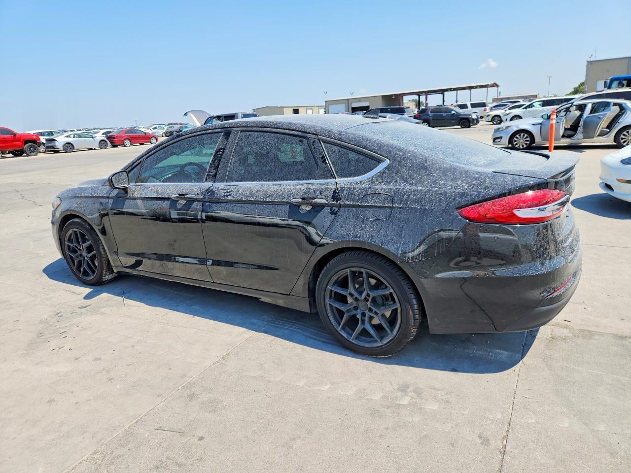 2020 Ford Fusion Se - Фото 2