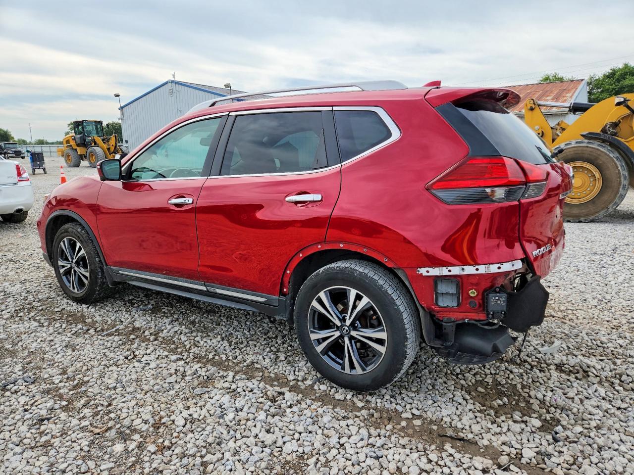 2017 Nissan Rogue Sl - Image 2