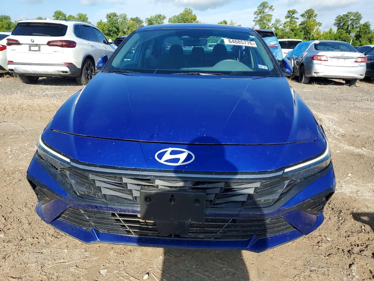 2025 Hyundai Elantra Sel - Image 5