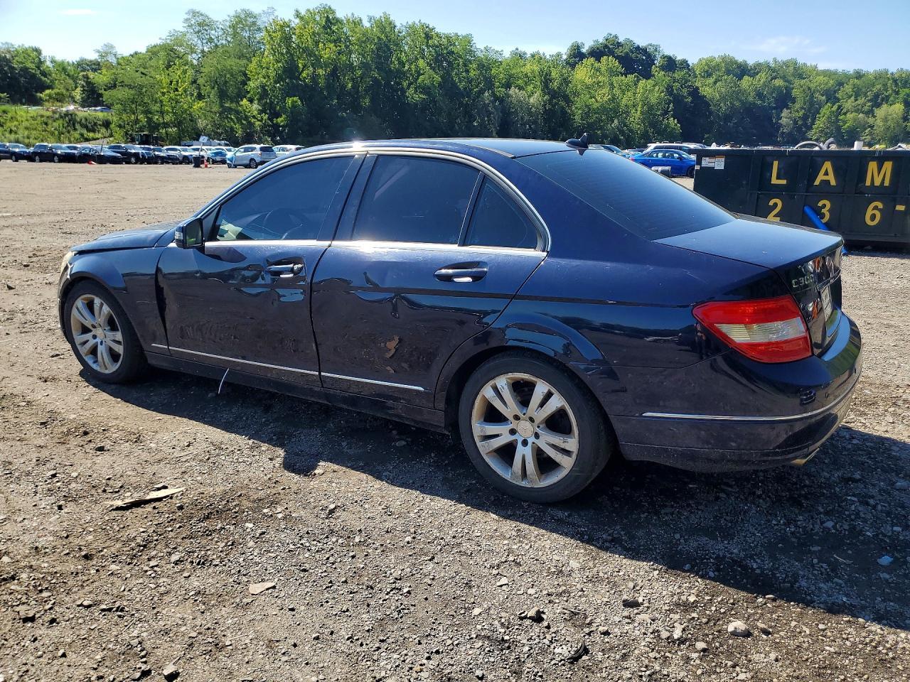 2010 Mercedes-Benz C Class - Фото 2