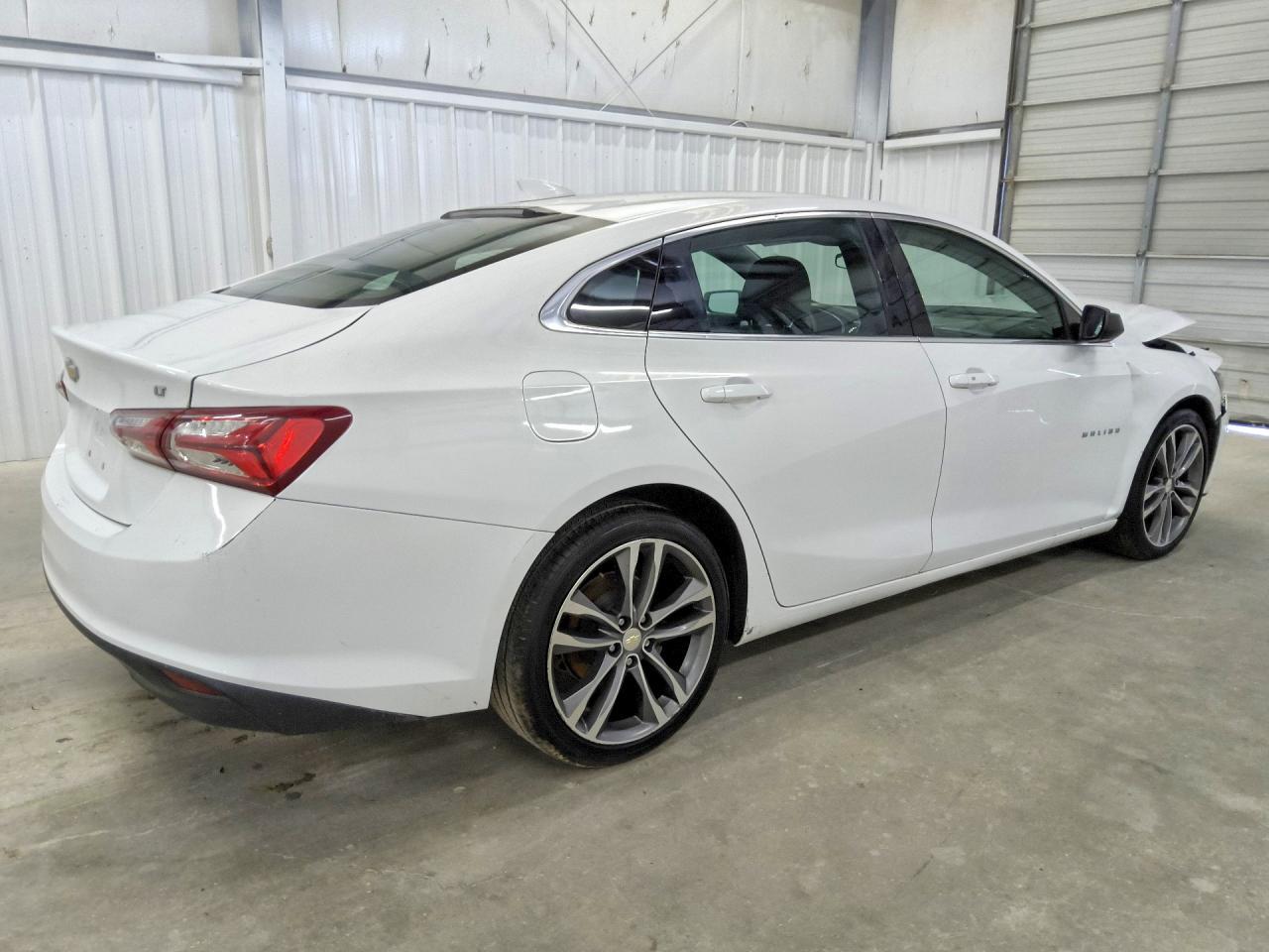 2021 Chevrolet Malibu Lt - Image 3