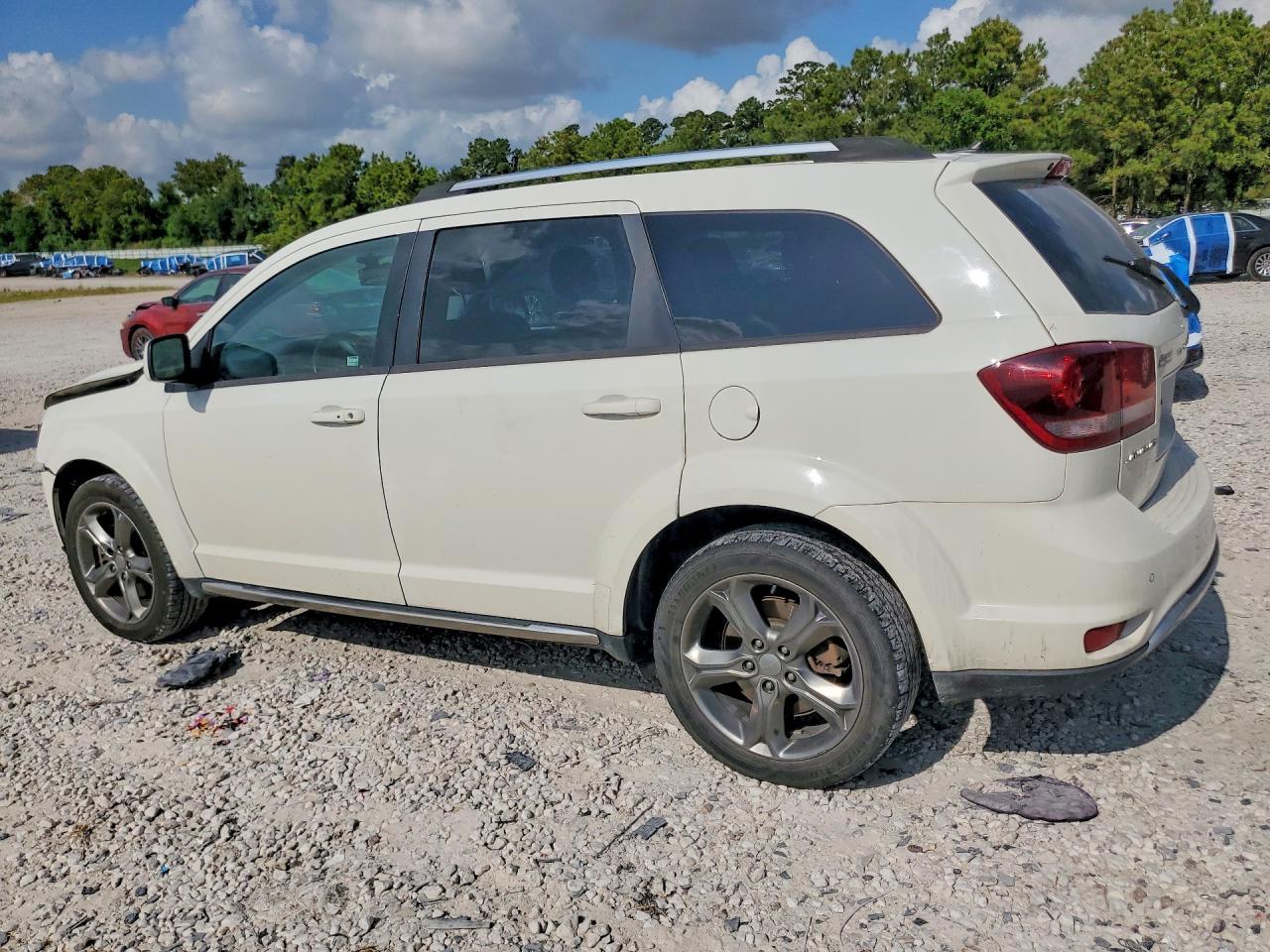 2017 Dodge Journey Crossroad - Фото 2