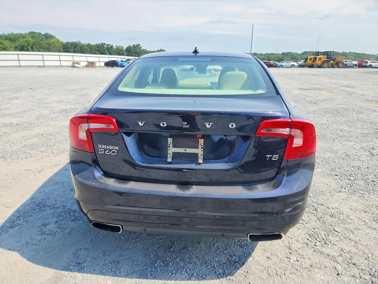 2016 Volvo S60 Premier - Фото 6