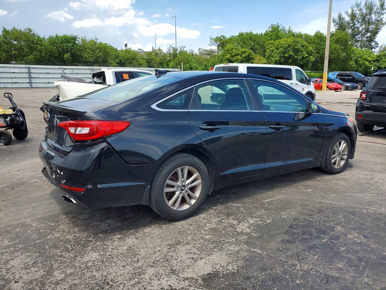2016 Hyundai Sonata Se - Фото 3