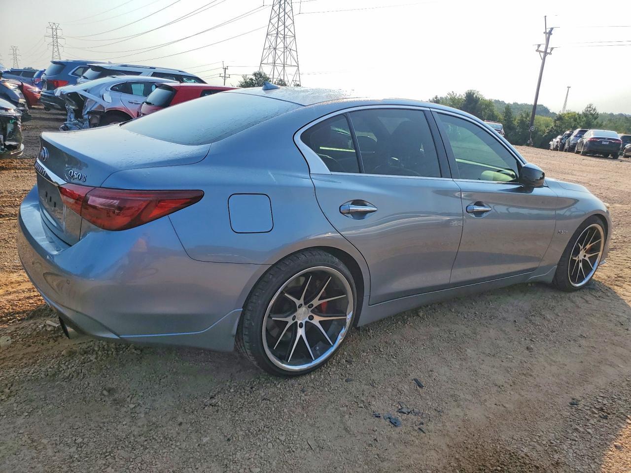 2018 Infiniti Q50 Red Sport 400 - Фото 3