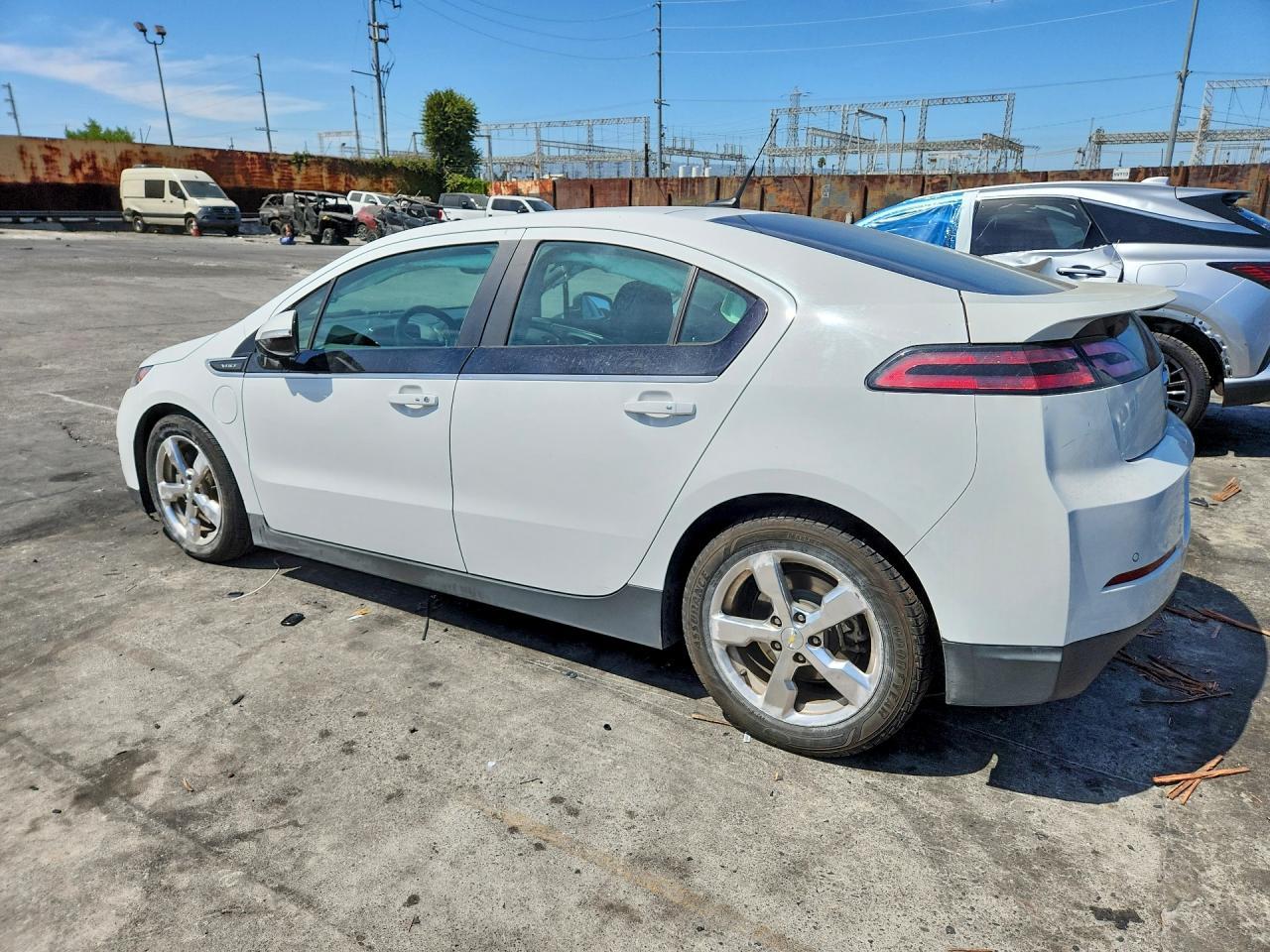 2013 Chevrolet Volt - Image 2