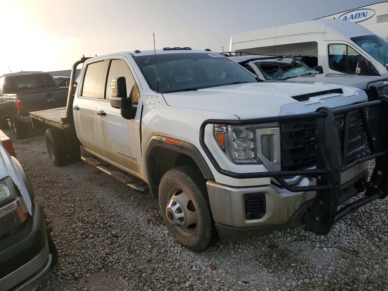 2022 GMC Sierra C3500 - Фото 4