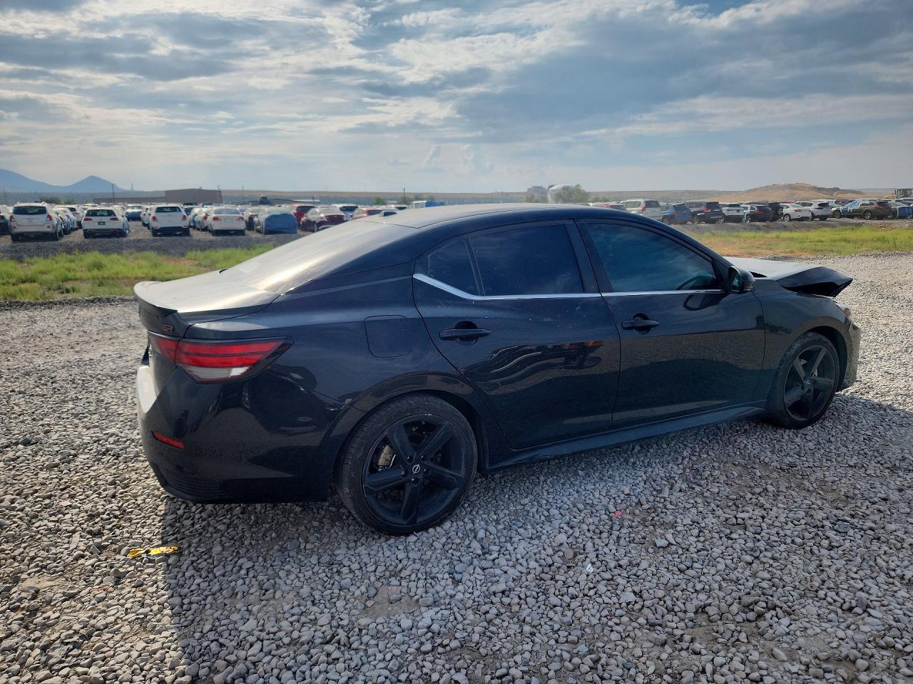 2024 Nissan Sentra Sr - Image 3
