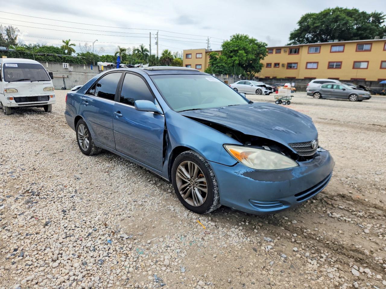 2003 Toyota Camry Le - Image 4