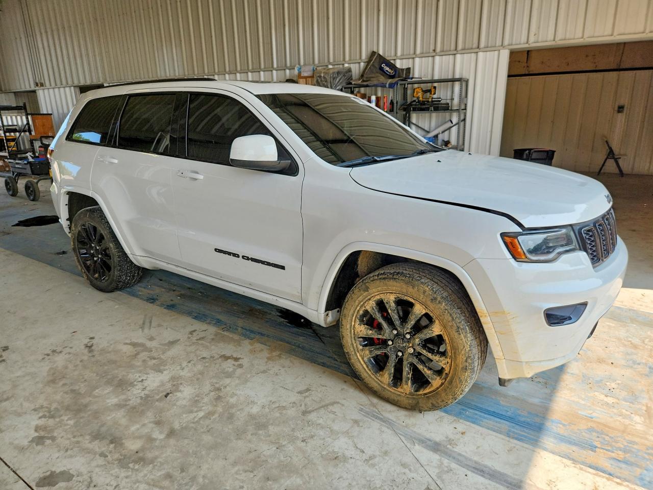 2021 Jeep Grand Cherokee Laredo - Image 4