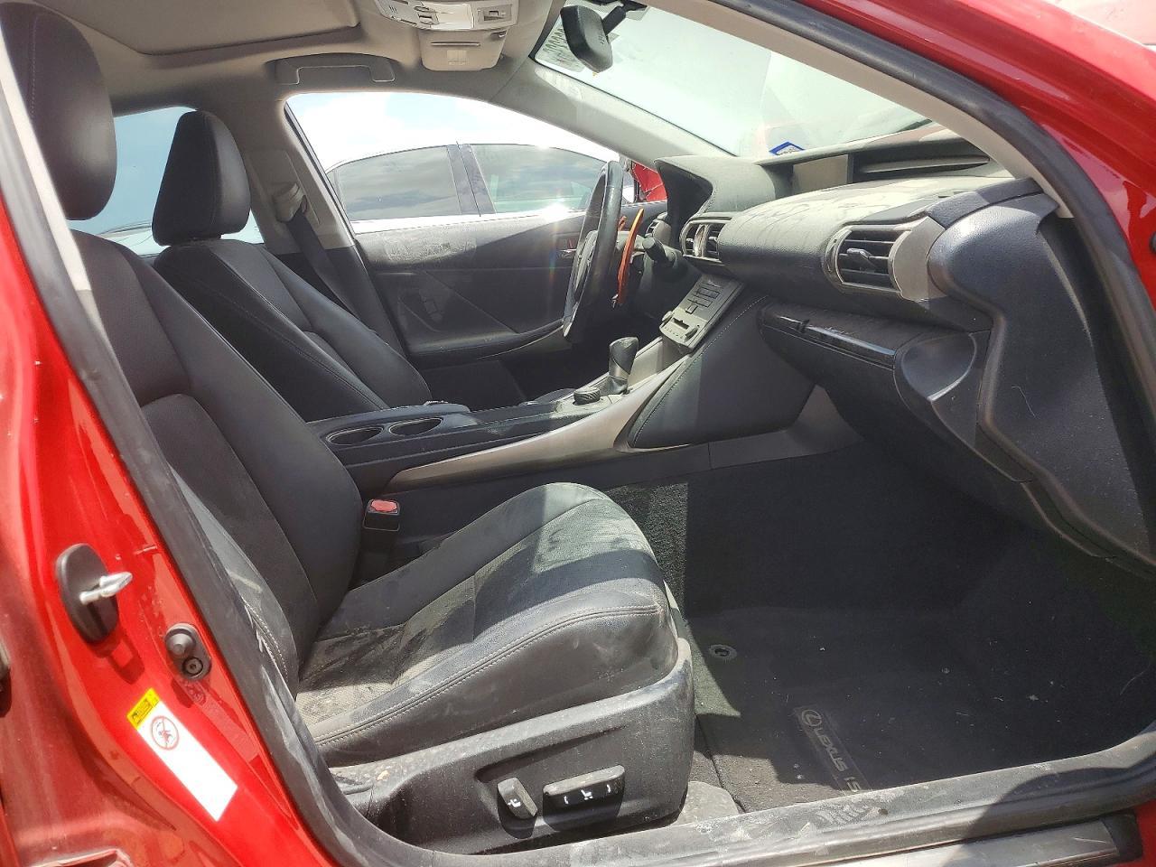 2016 Lexus Is 200T - Фото 7