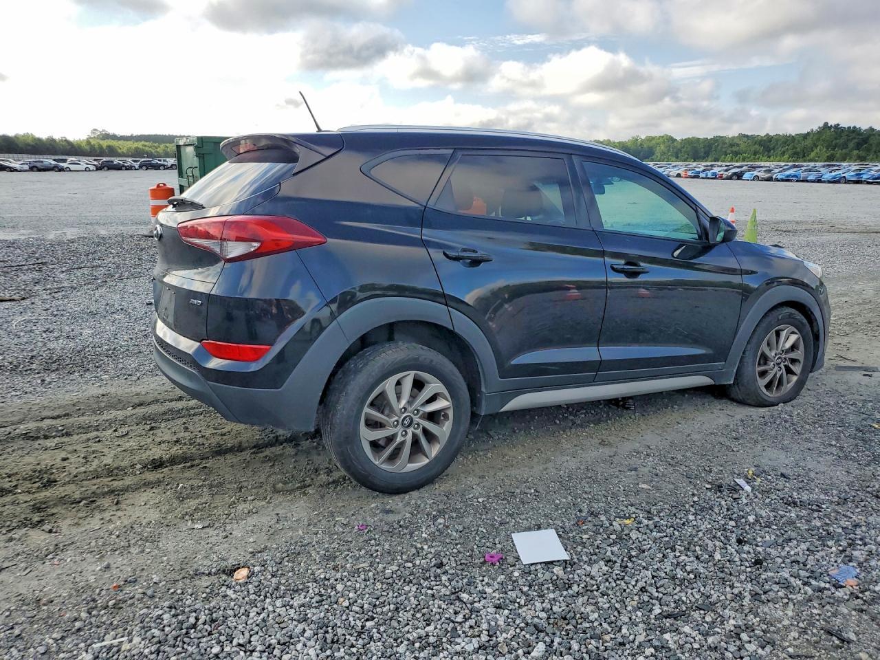 2017 Hyundai Tucson Se - Image 3