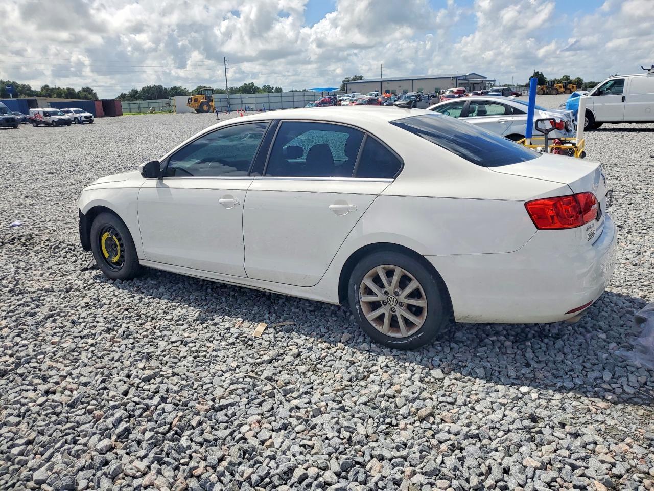 2013 Volkswagen Jetta Se - Фото 2
