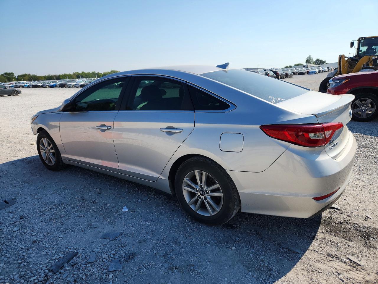 2017 Hyundai Sonata Se - Фото 2