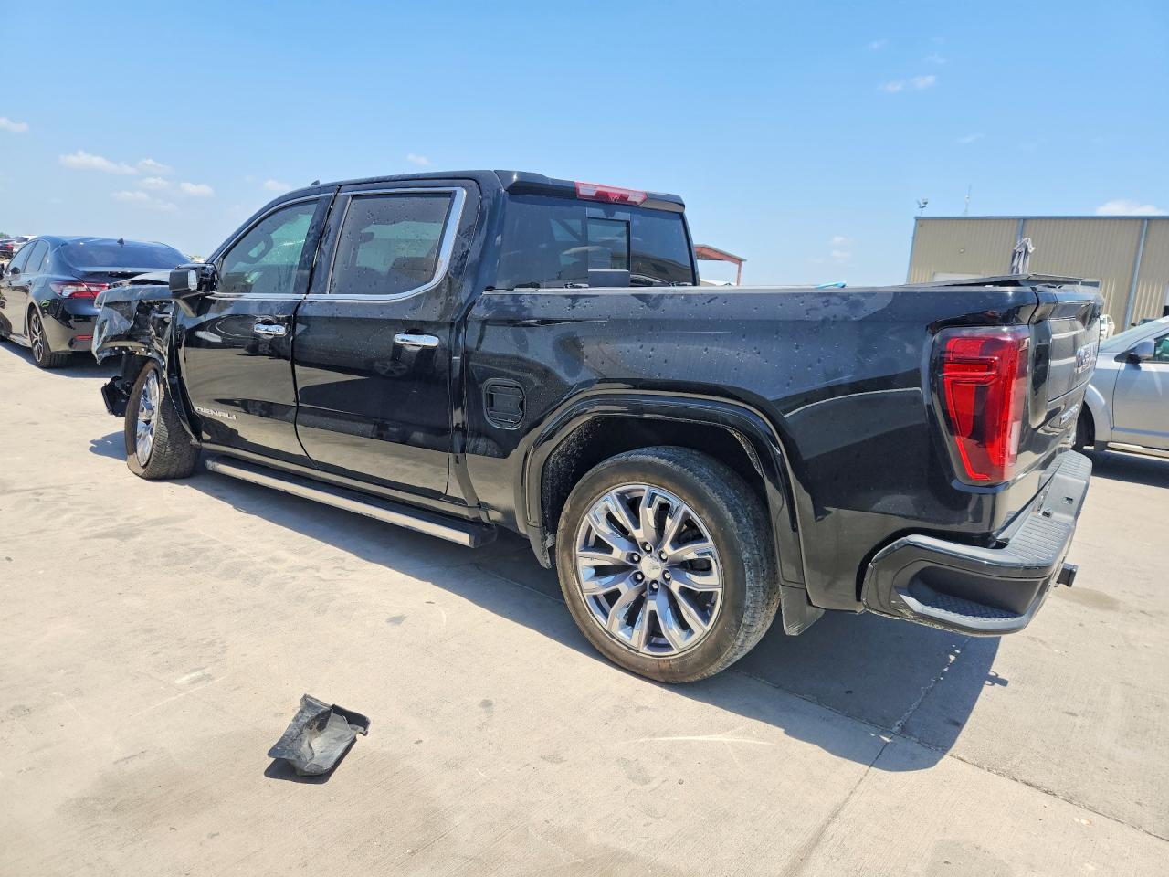 2024 GMC Sierra K1500 Denali - Фото 2