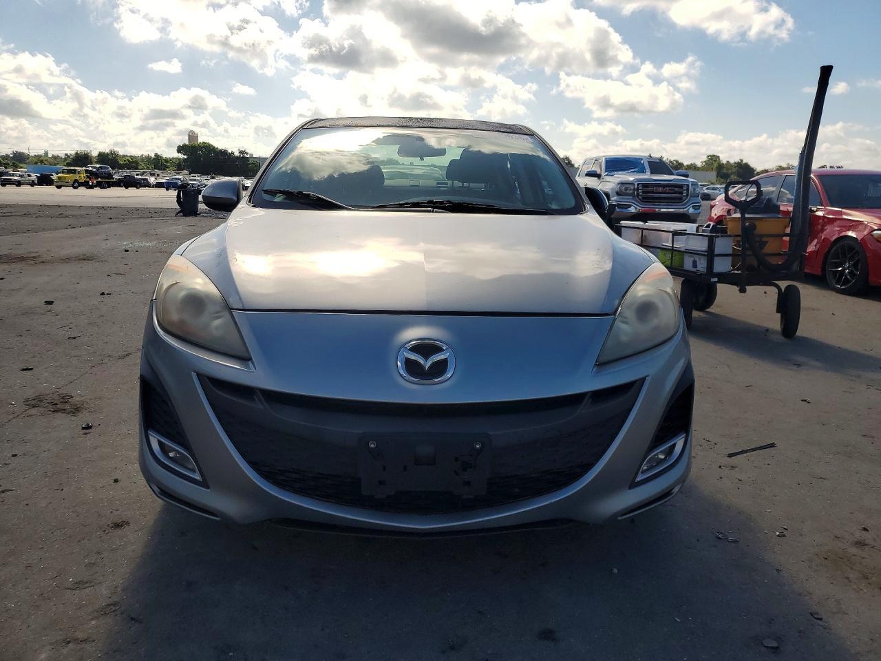 2012 Mazda 3 I - Image 5