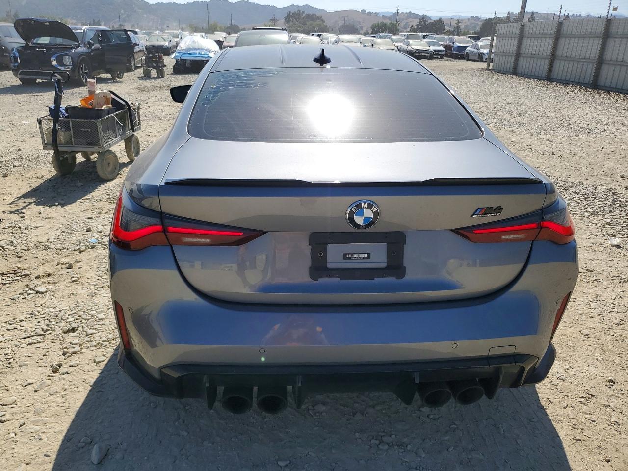 2022 BMW M4 Competition - Фото 6