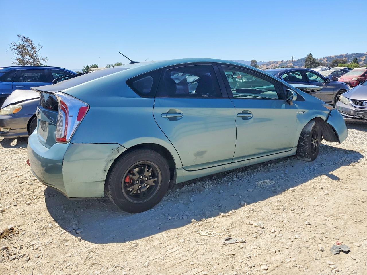 2013 Toyota Prius Three - Image 3