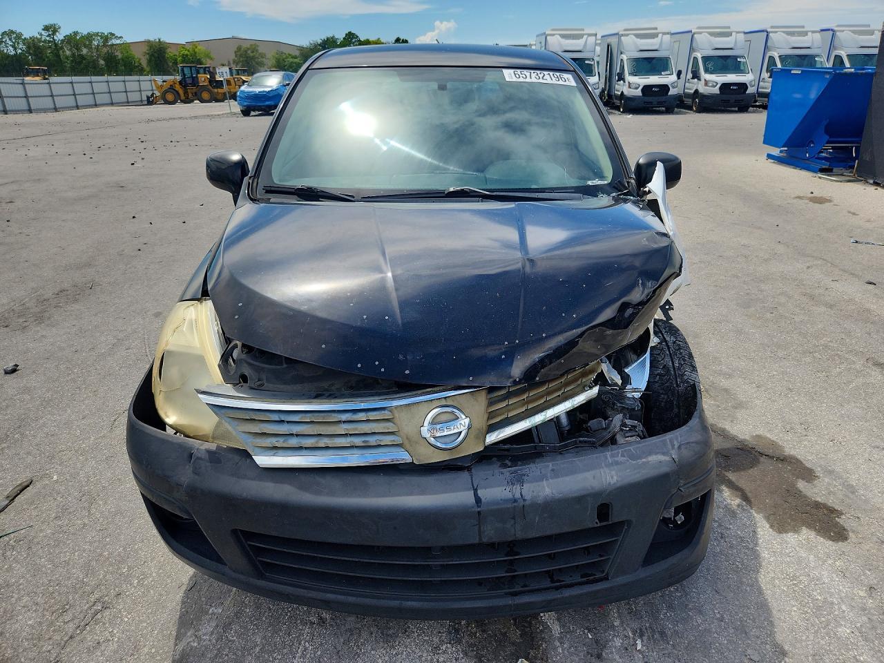 2009 Nissan Versa 1.8 S - Image 5