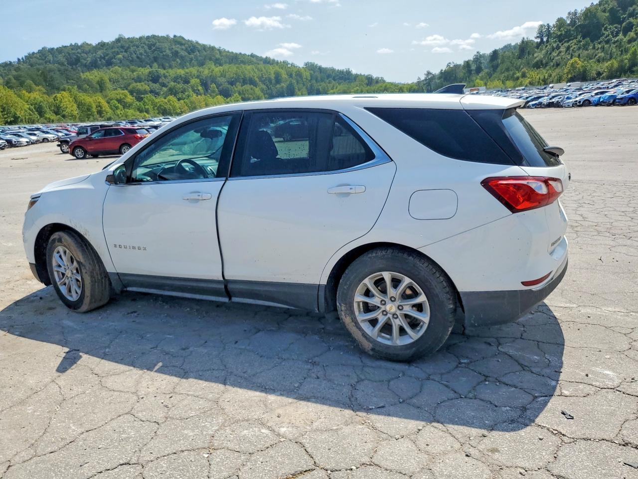 2018 Chevrolet Equinox Lt - Фото 2