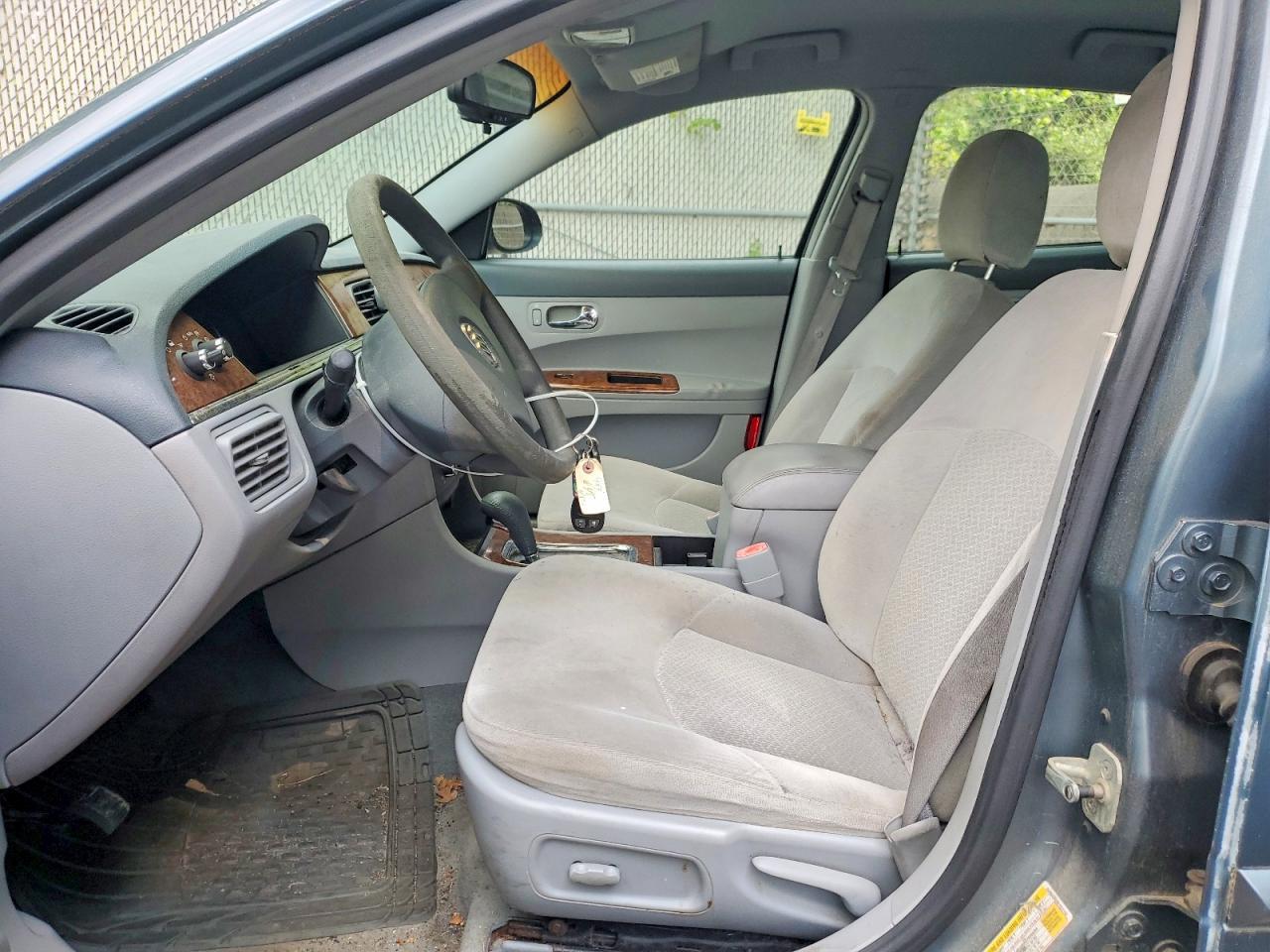 2006 Buick Lacrosse Cx - Image 7