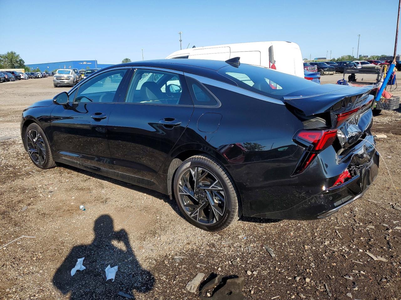 2026 Kia K5 Gt Line - Image 2