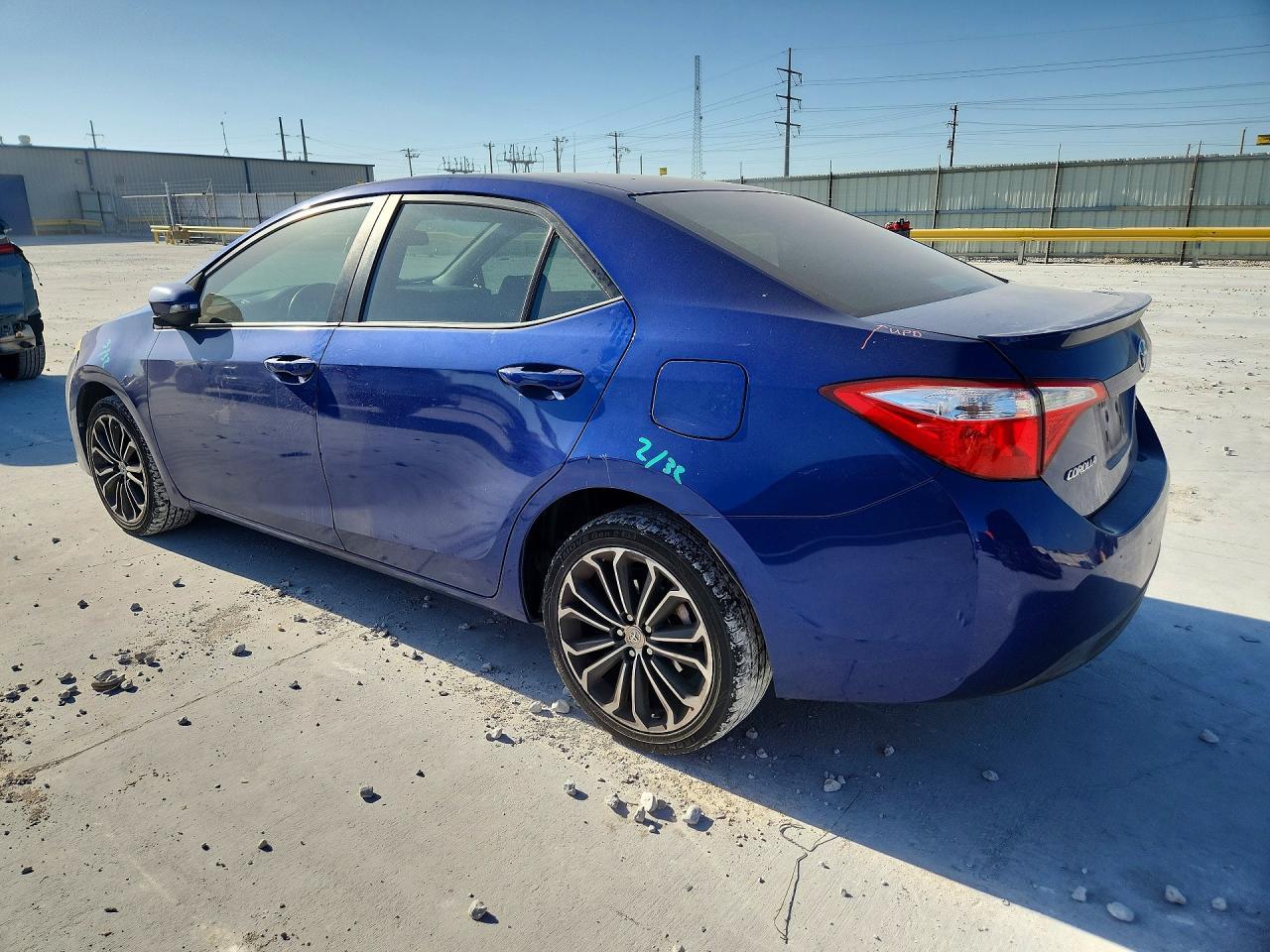 2015 Toyota Corolla L - Фото 2