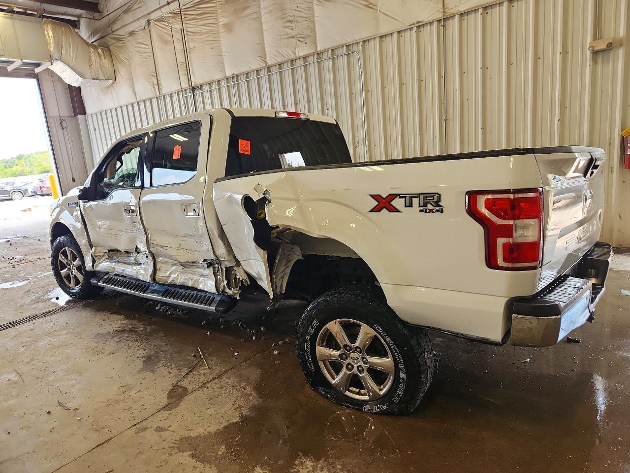 2018 Ford F150 Supercrew - Фото 2