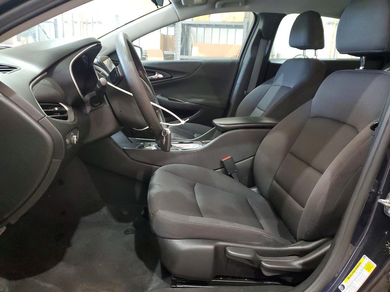 2022 Chevrolet Malibu Ls - Фото 7