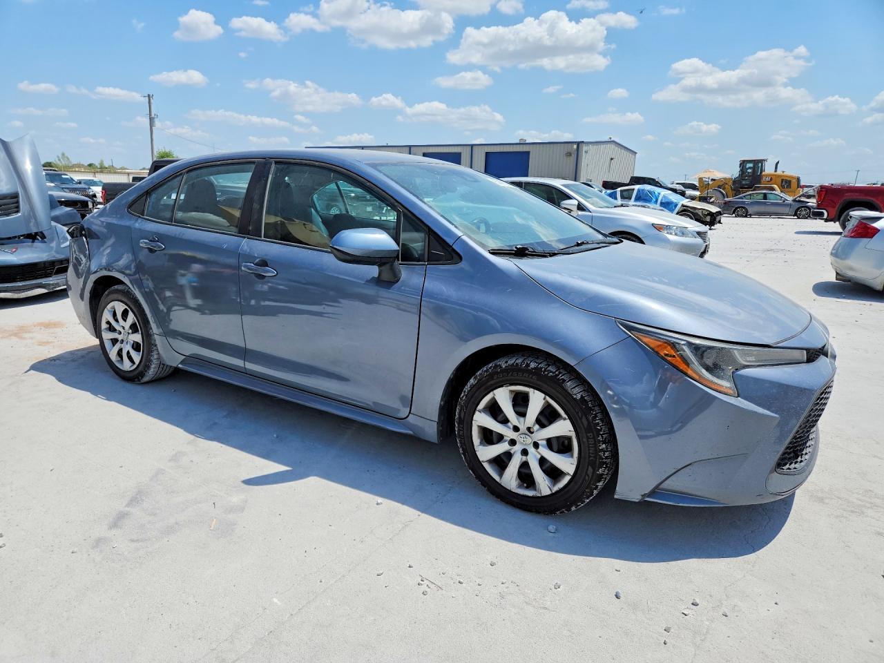 2021 Toyota Corolla Le - Фото 4