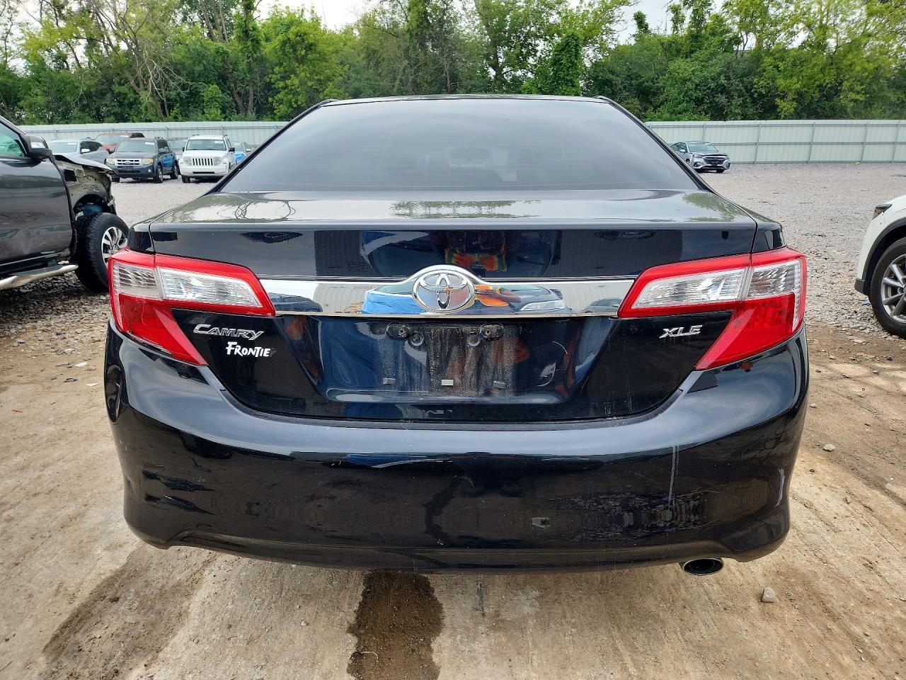 2013 Toyota Camry Xle - Image 6
