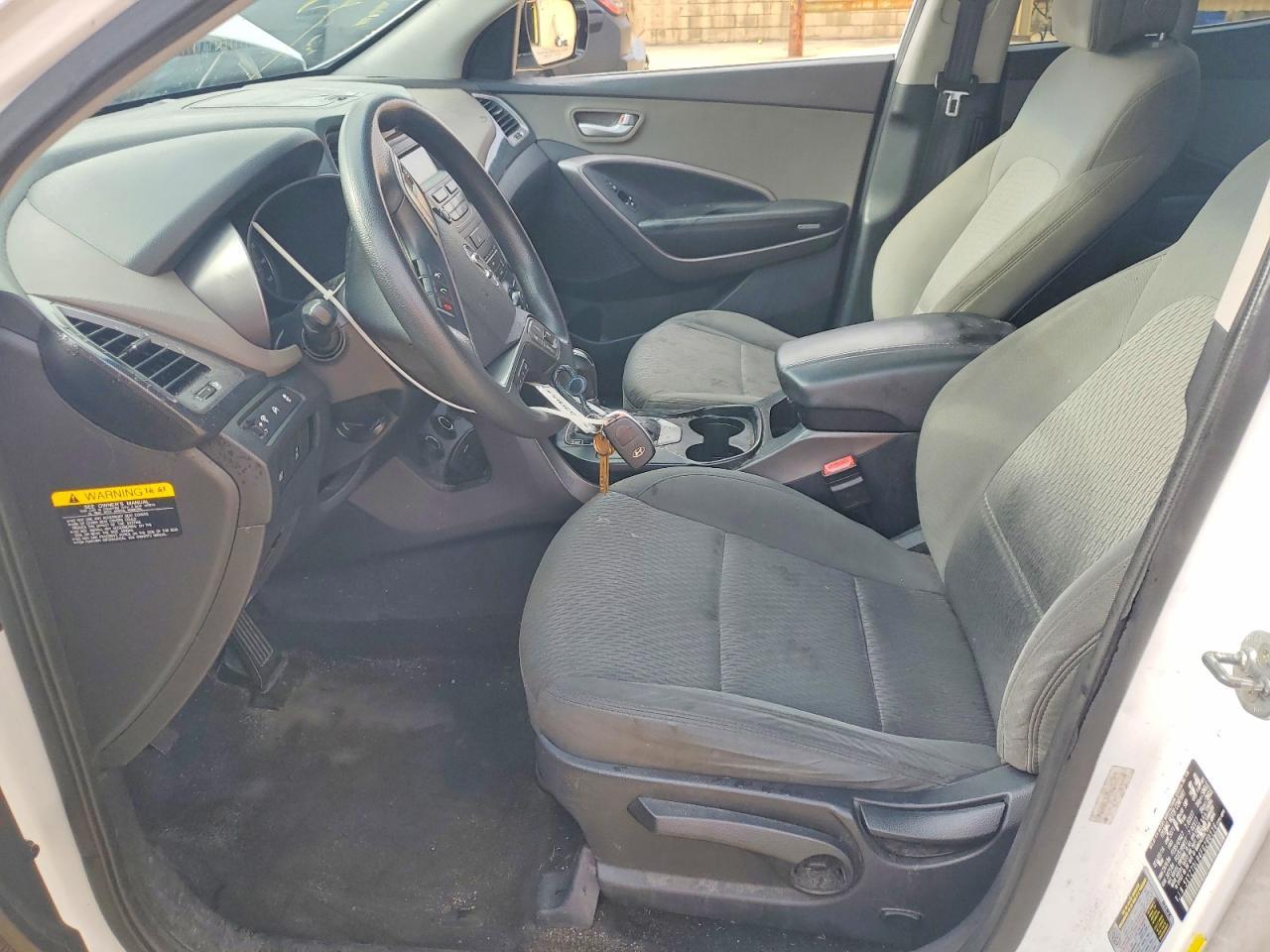 2015 Hyundai Santa Fe Sport 2.4L - Image 7