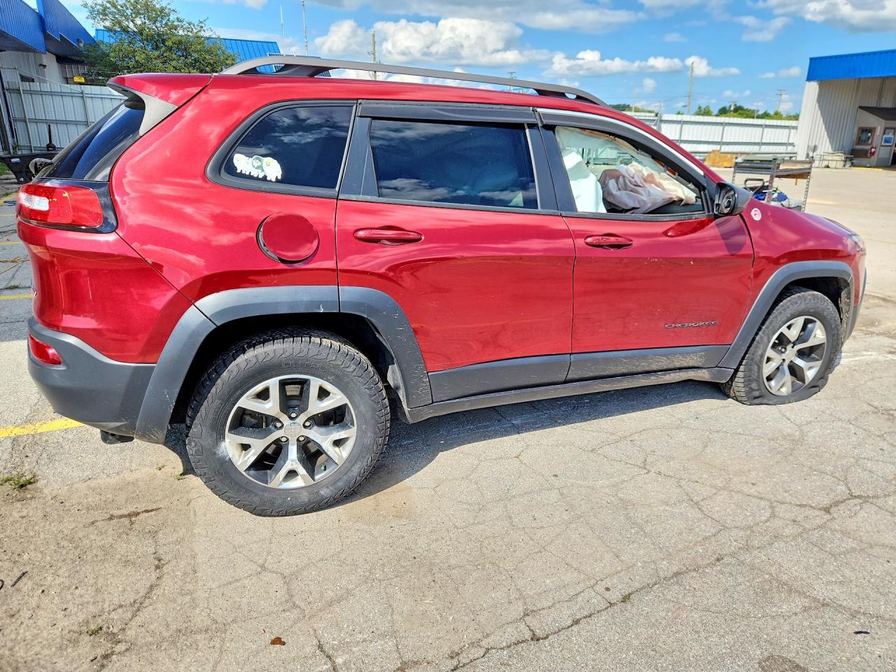 2015 Jeep Cherokee Trailhawk - Фото 3