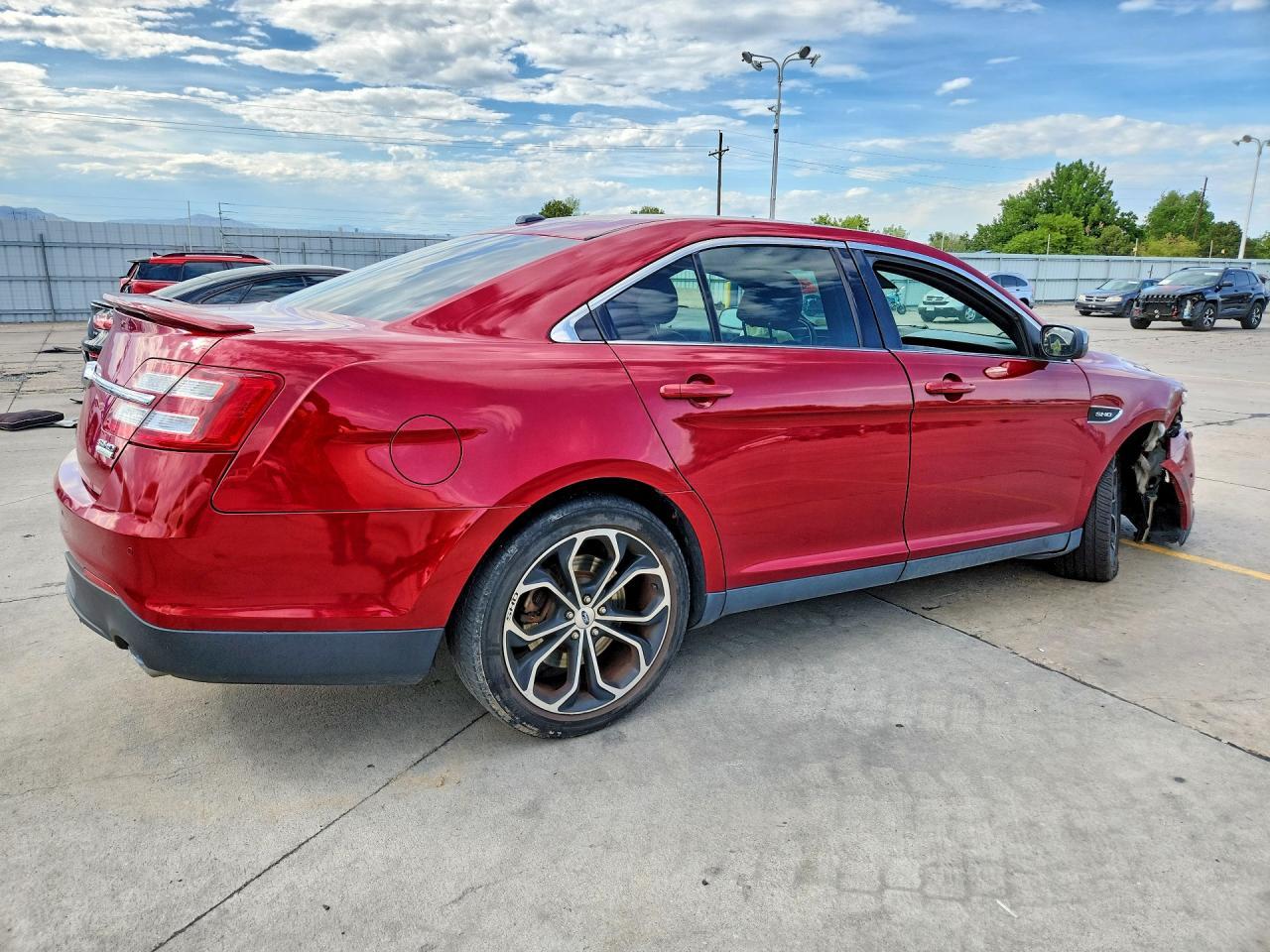 2017 Ford Taurus Sho - Image 3