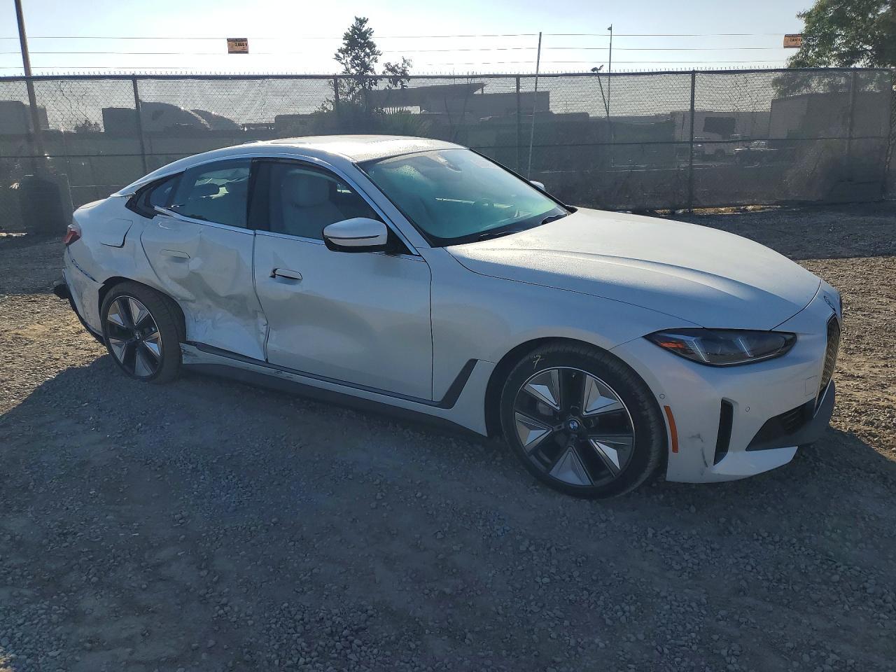 2025 BMW I4 Edrive 40 - Фото 4
