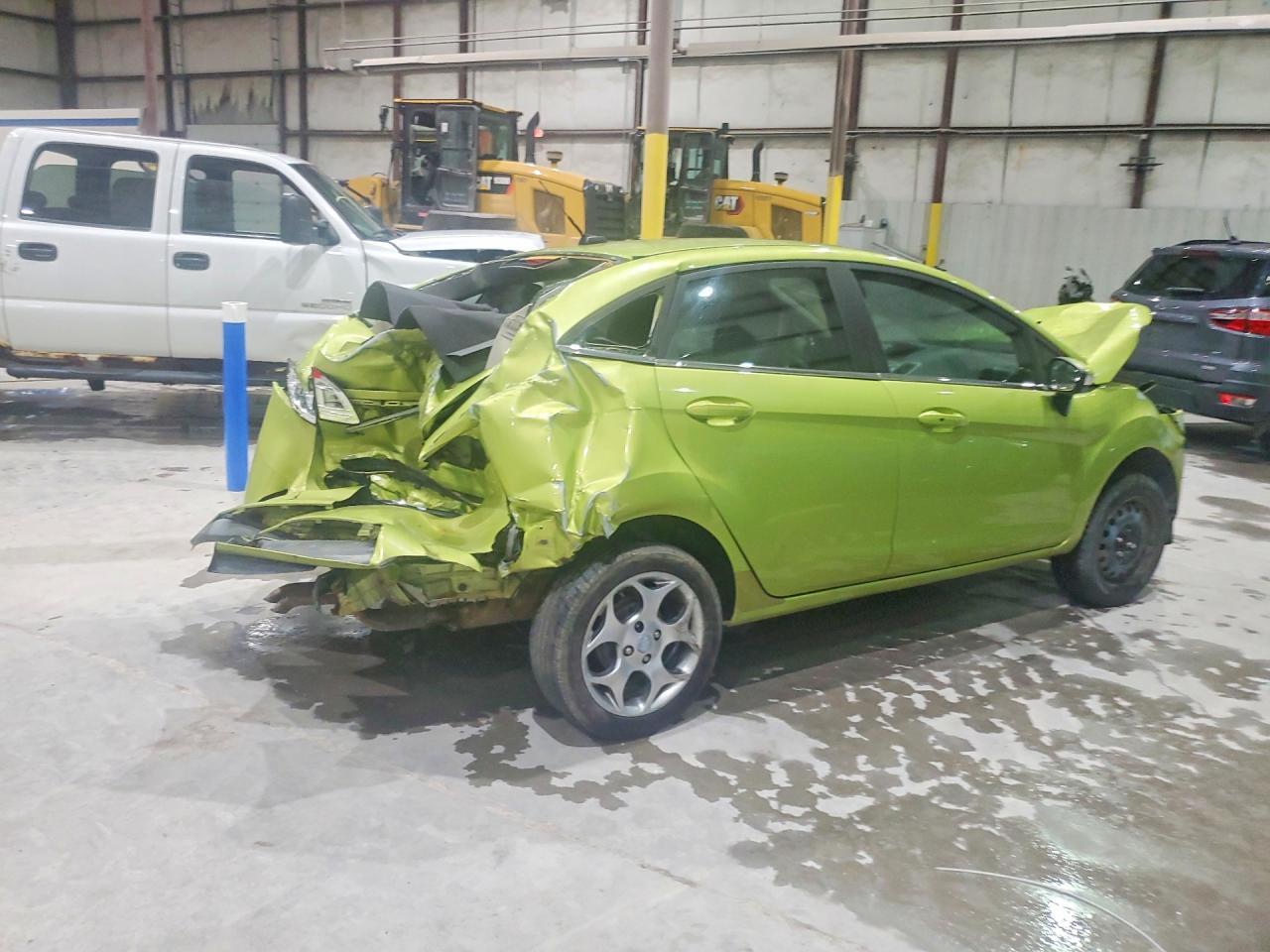 2011 Ford Fiesta Sel - Фото 3