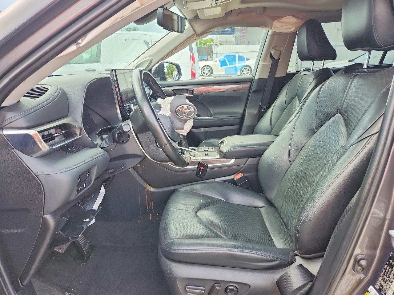 2023 Toyota Highlander Limited - Фото 7