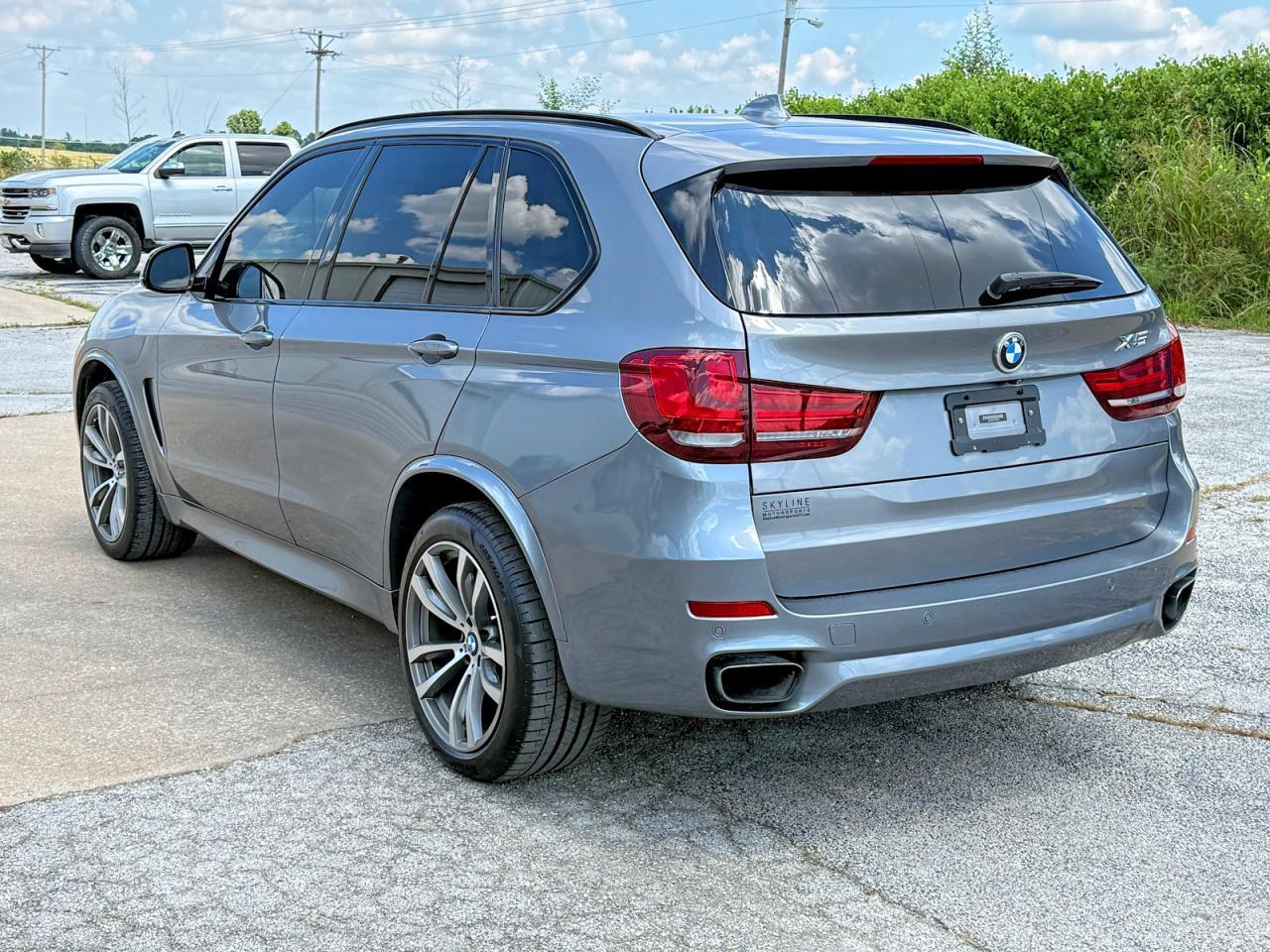 2015 BMW X5 xDrive50I - Фото 3