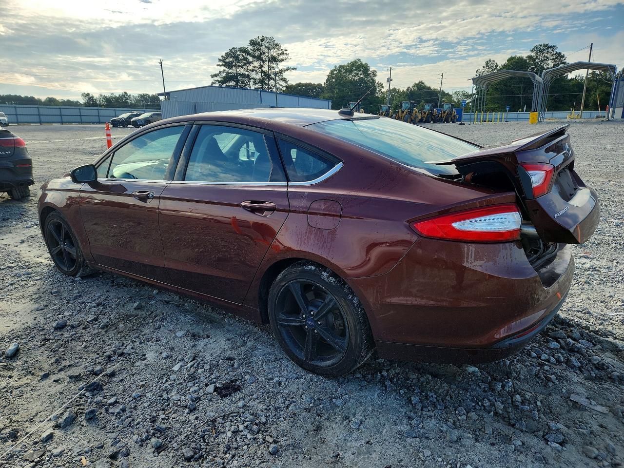 2016 Ford Fusion Se - Image 2