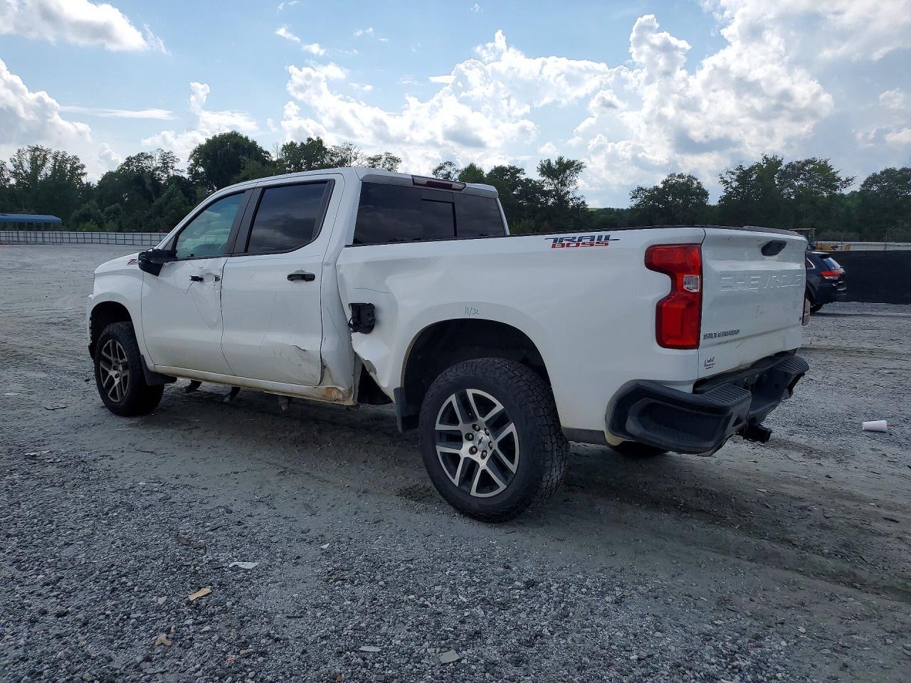 2020 Chevrolet Silverado K1500 Lt Trail Boss - Фото 2