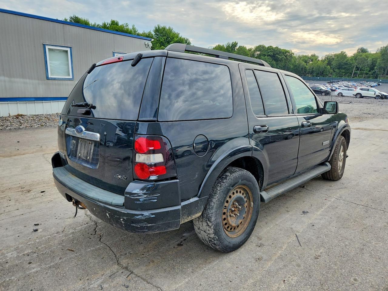 2007 Ford Explorer Xlt - Image 3