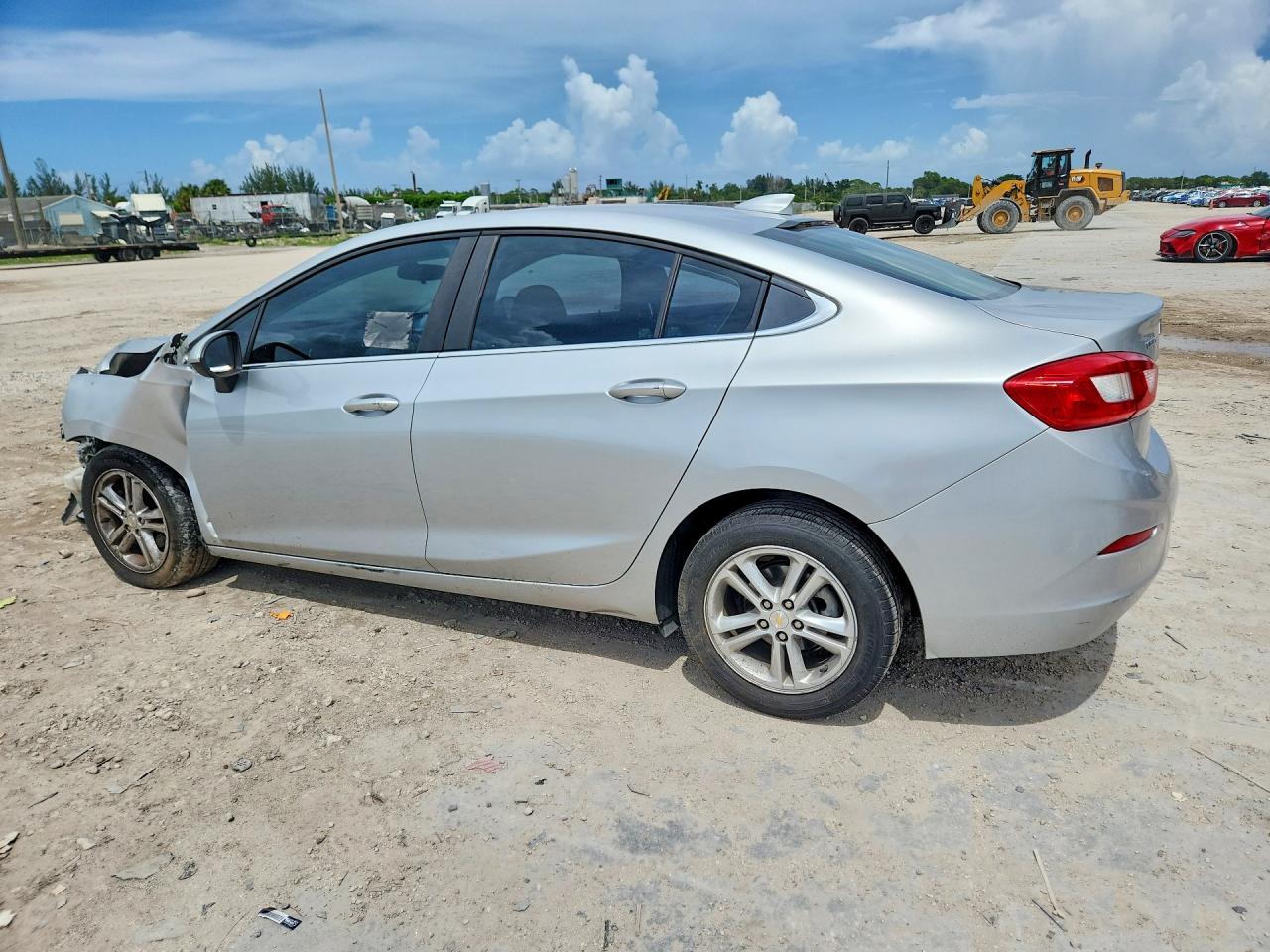 2017 Chevrolet Cruze Lt - Фото 2