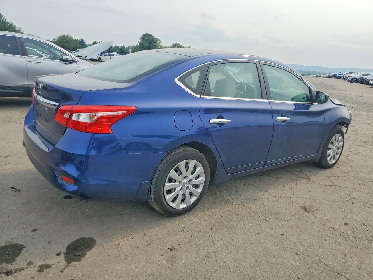 2017 Nissan Sentra S - Image 3