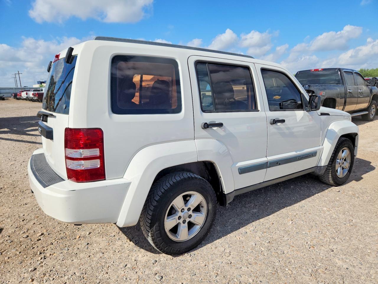 2010 Jeep Liberty Sport - Image 3