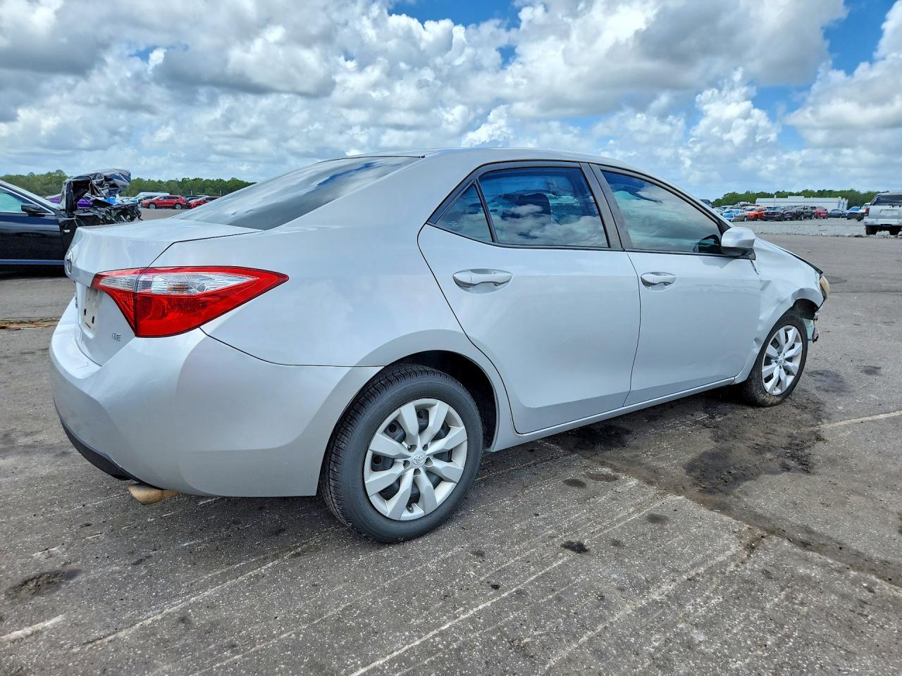 2015 Toyota Corolla Le - Image 3