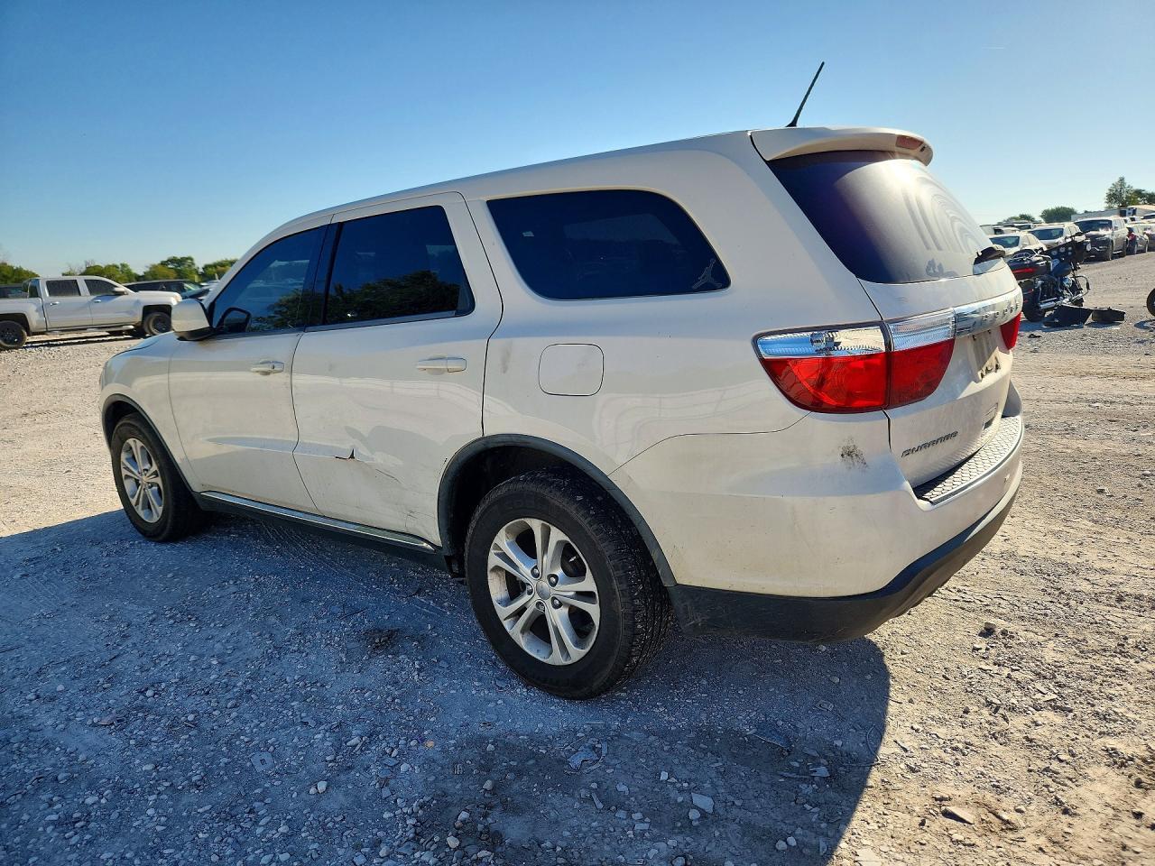 2012 Dodge Durango Sxt - Image 2